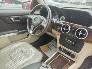 Mercedes-Benz GLK-Class 350 4MATIC 2014 Red