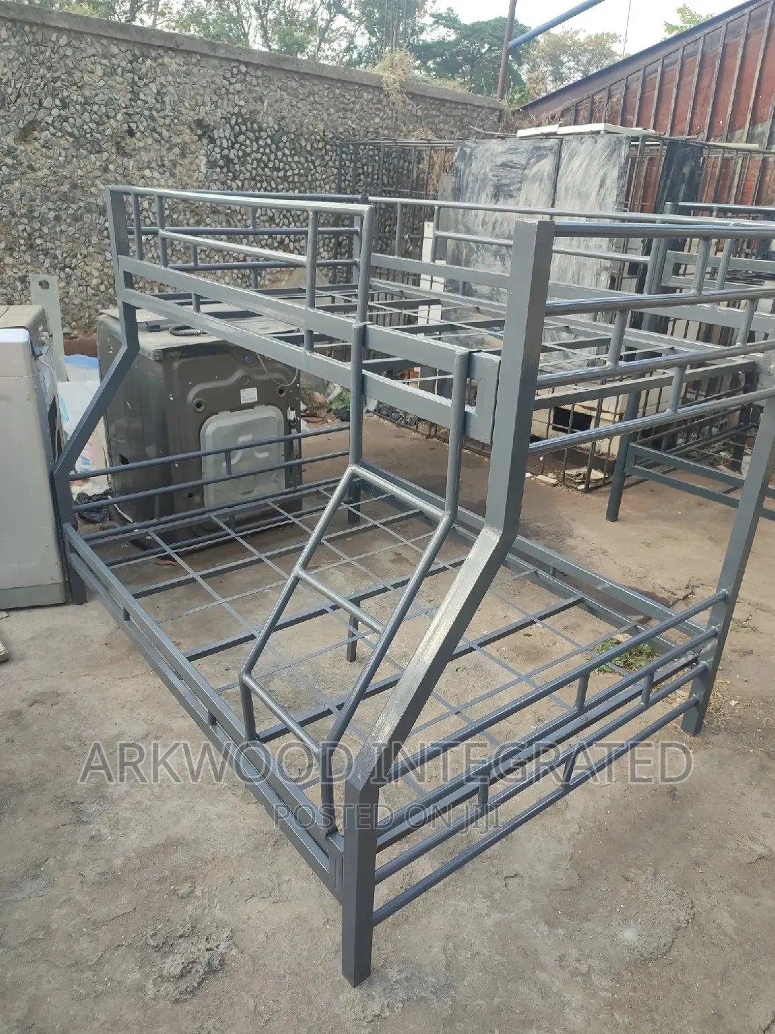 Strong Metal Bunk Bed 4.5/6 And 3.5/6