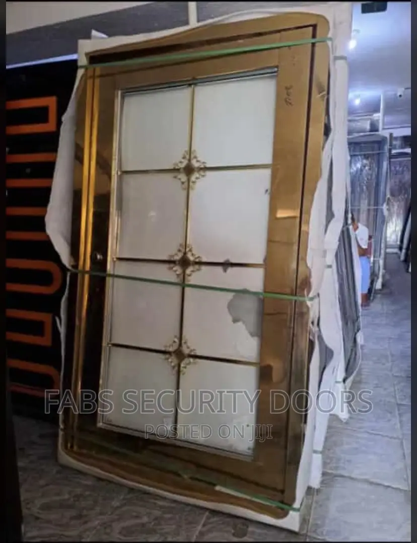 Swing Glass Door (4ft)