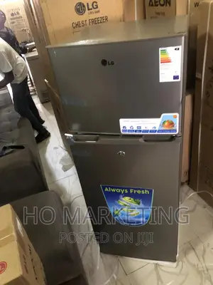Very Spacious Lg Refrigerator 200l Gc-389l