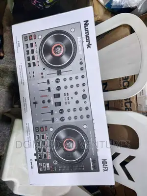 Numark Ns4fx