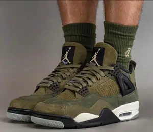 Original Air Jordan 4 Retro SE Craft Luxury Sneakers