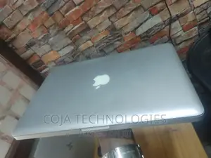 Laptop Apple MacBook Pro 2012 8GB Intel Core I5 HDD 750GB