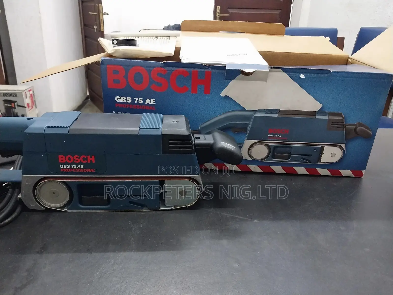 Bosch GBS 75 Ae Professional Belt Sander