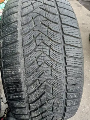 275/40r20 Tokunbo Tires