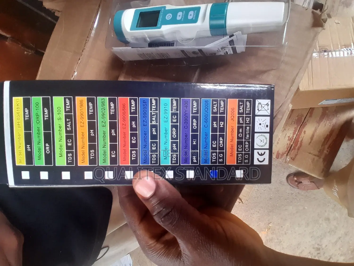 7 in 1 Conductivity Meter