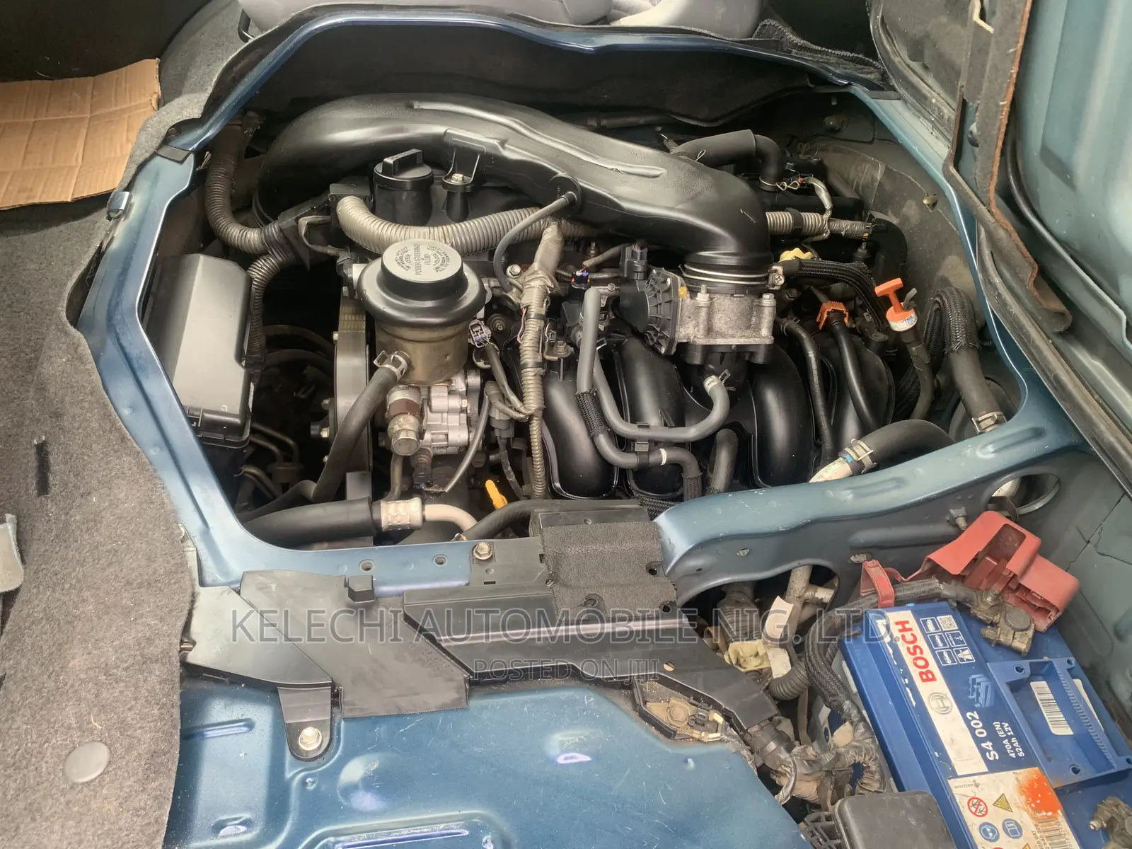 Toyota HiAce 2010 Blue