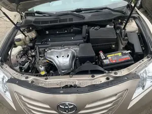 Toyota Camry 2008 Gold