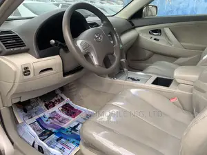 Toyota Camry 2008 Gold