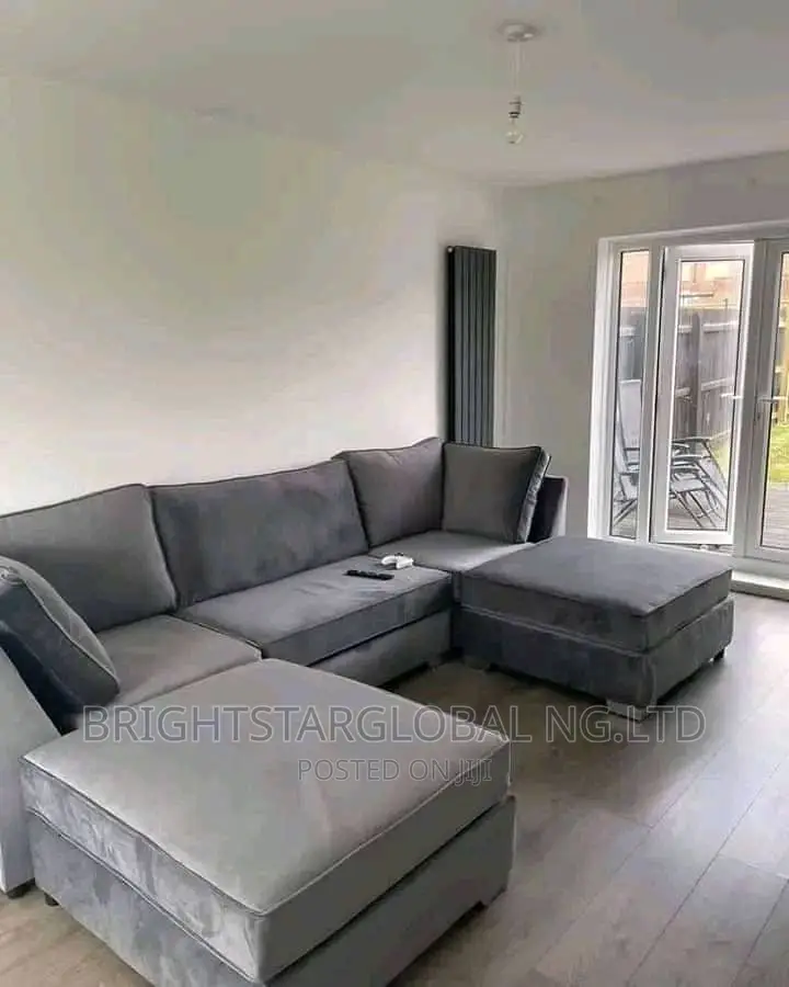 High Quality U-Shaped Sofa Chair.