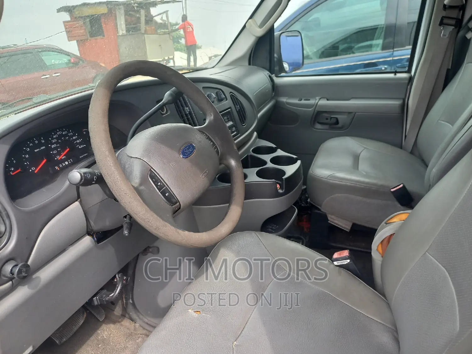 Ford E250 2006 White