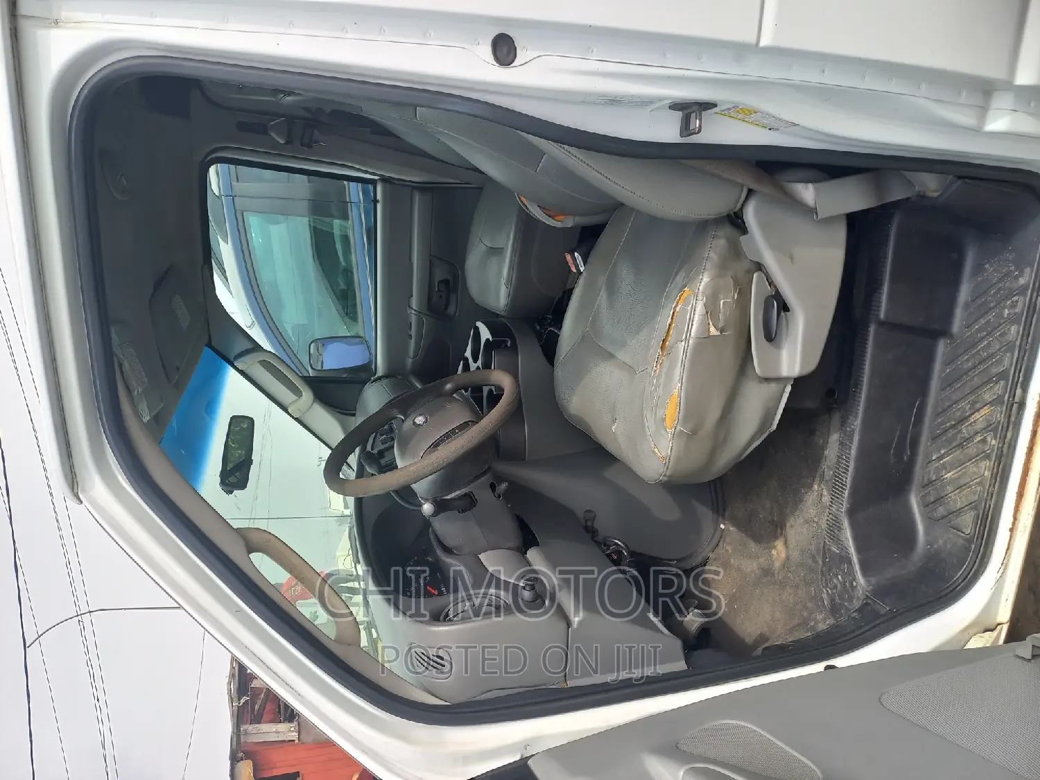Ford E250 2006 White