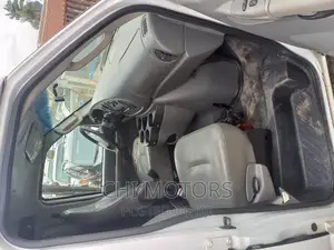 Ford E250 2006 White