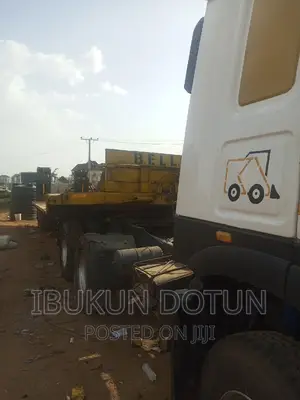Lowbed Lorry Truc For Hire/Rent
