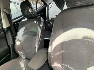Toyota Corolla LE (1.8L 4cyl 2A) 2018 Black