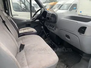 Ford Transit 2000 White