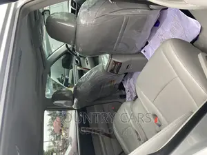 Toyota Highlander Limited 2012 Silver