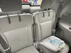 Toyota Highlander Limited 2012 Silver