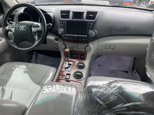 Toyota Highlander Limited 2012 Silver