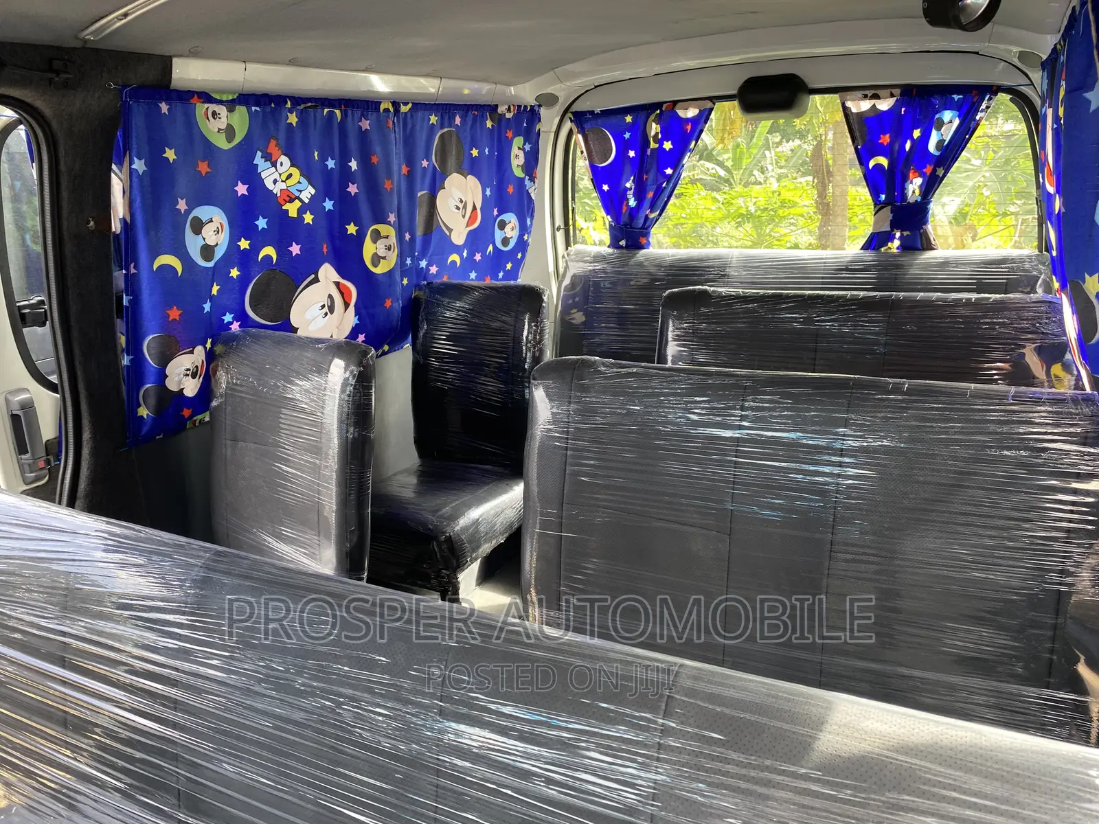 Toyota HiAce 2007 White