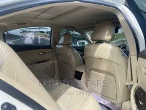 Lexus ES 350 2011 White