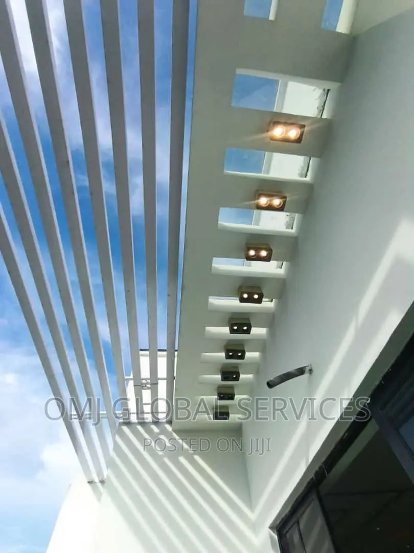 Building Construction Projects Delivery