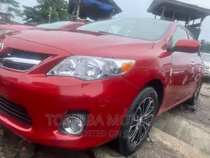 Toyota Corolla 2013 Red