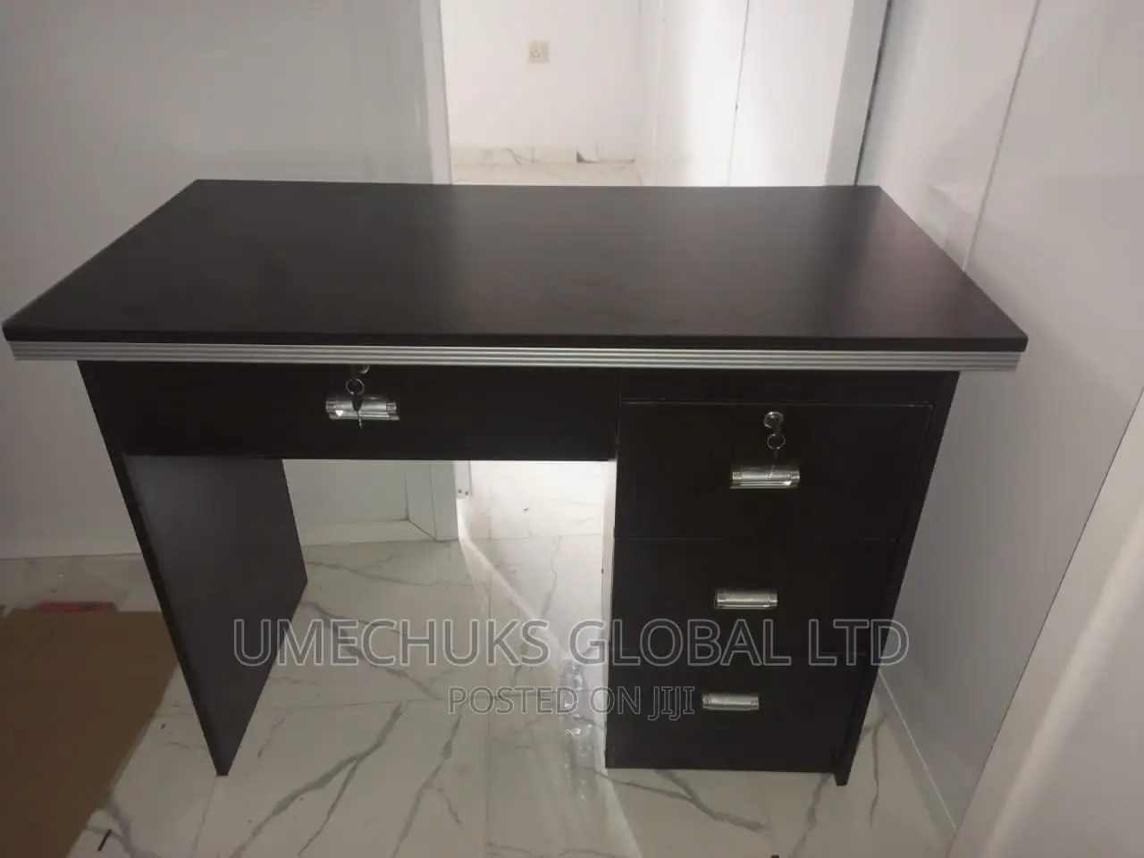 Super Quality 1m Office Table