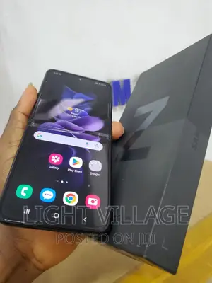Samsung Galaxy Z Flip3 5G 128 GB Black