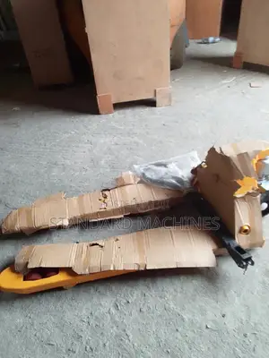 2000kg Pallet Truck Forklift Jack