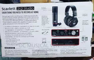 Scarlett 2i2 Third Generation With Microphone Headphone