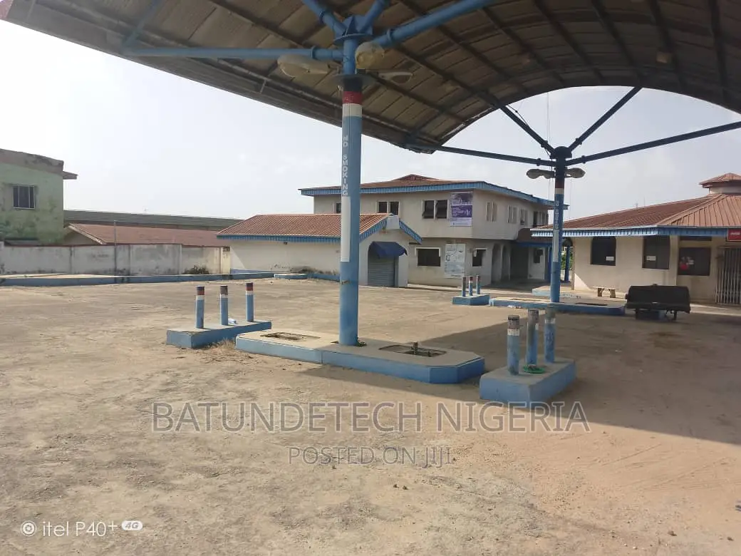 Filling Station