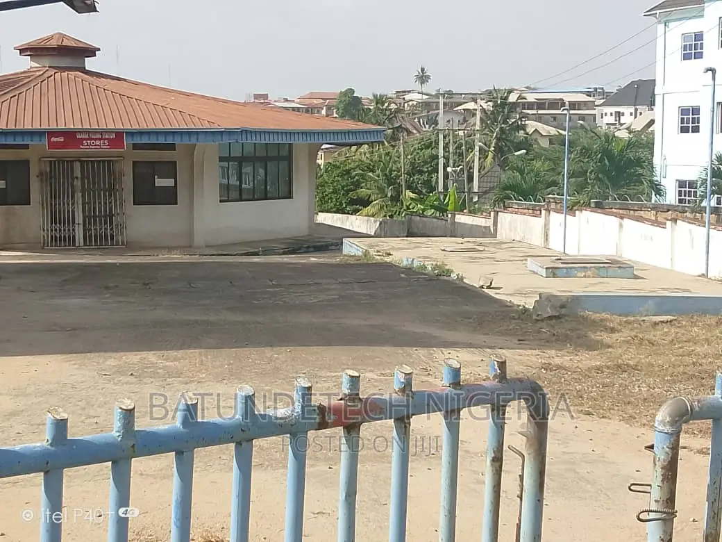 Filling Station