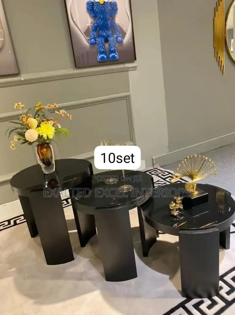 Quality Center Table and Size 2