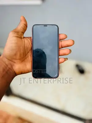 Apple iPhone XR 64 GB Black