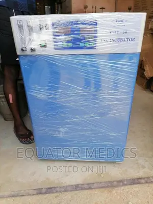 Axiom Co2 INCUBATOR Model -CHP-80