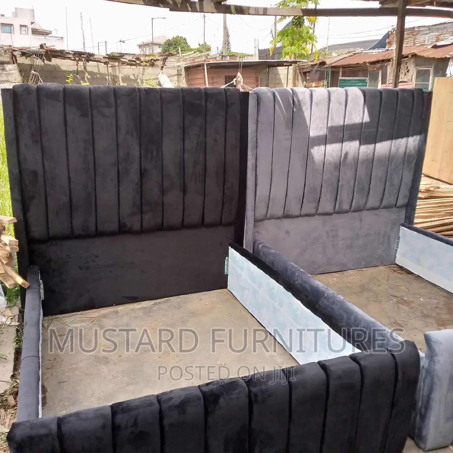 4.5X6, High Back Rest Padded Bedframe