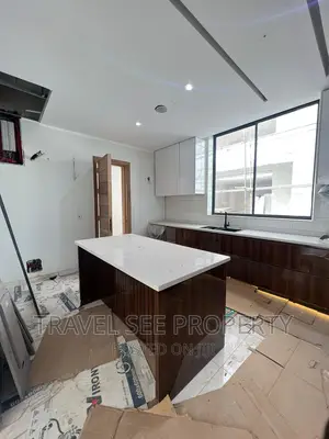 Furnished 4bdrm Duplex in Bananas Lsland for rent