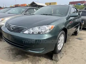 Toyota Camry 2004 Green