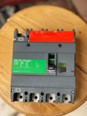 250A 4pole Schneider Breaker