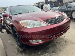 Toyota Camry 2005 Red