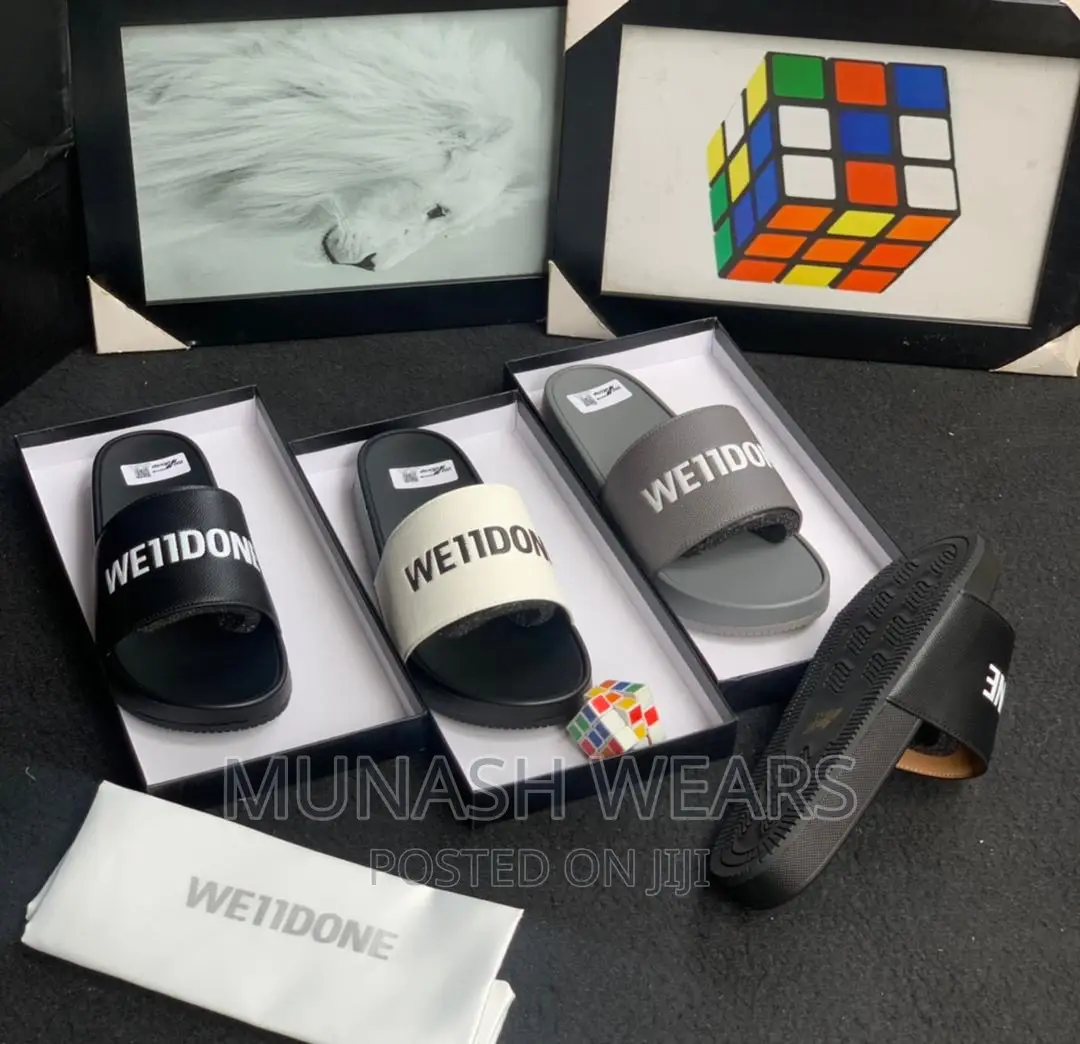Luxury Slide COLLECTION’S