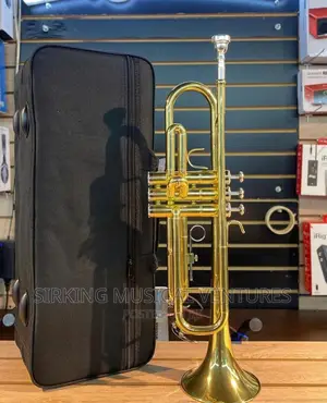 Photo - Yamaha Trumpet With Complete Accessories