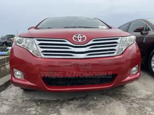 Toyota Venza V6 AWD 2010 Red