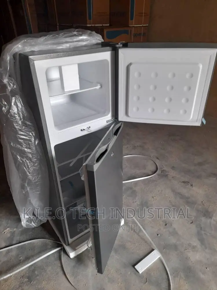Skyrun Refrigerator(Bcd-138m)150l