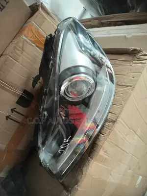 Headlight for BENZ AMG C 300 (W204) 2013