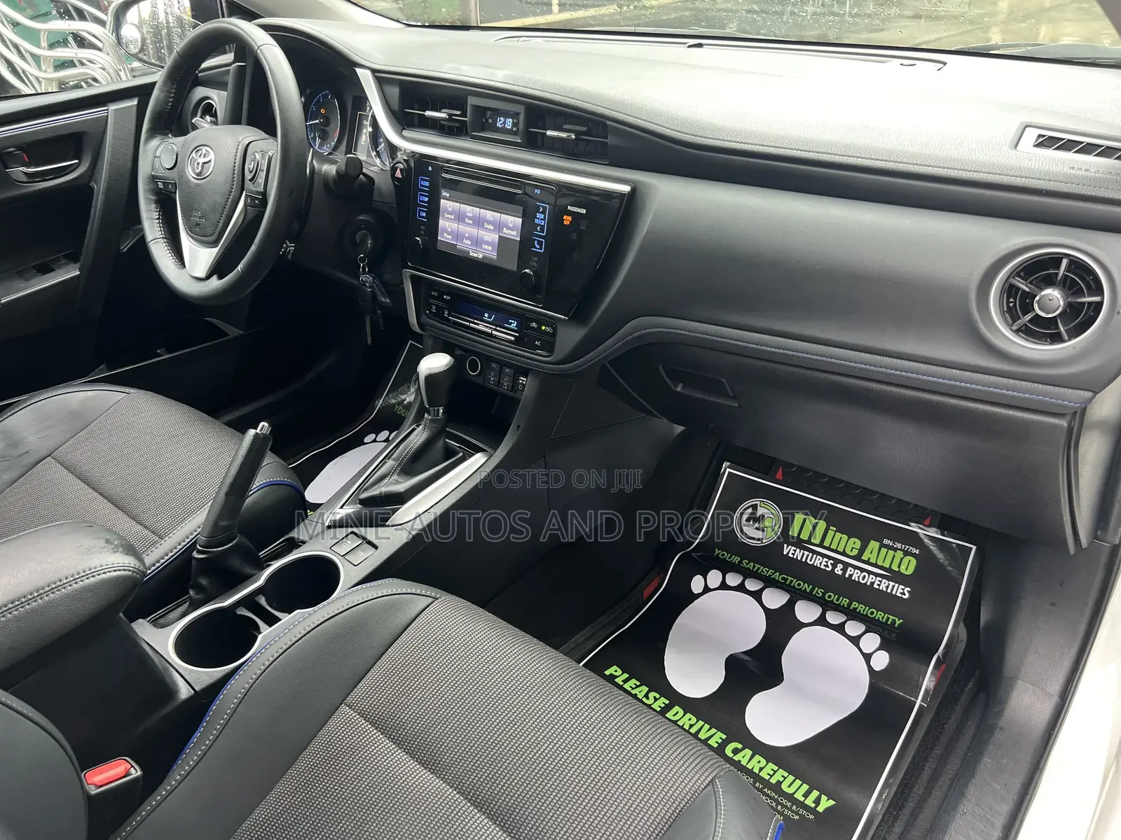 Toyota Corolla 2017 White