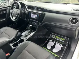 Toyota Corolla 2017 White
