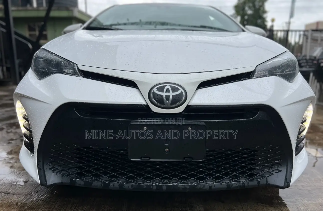 Toyota Corolla 2017 White