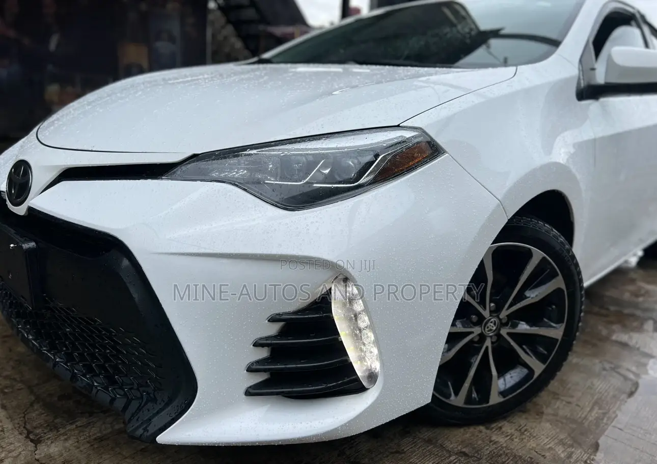 Toyota Corolla 2017 White